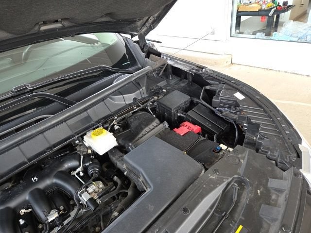 2024 Nissan Pathfinder SV 4WD