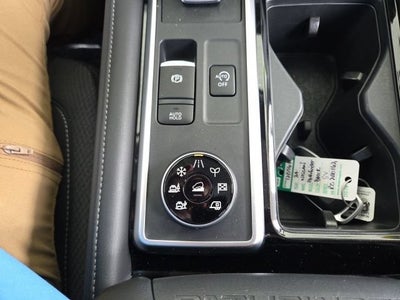 2024 Nissan Pathfinder SV 4WD