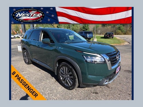 2022 Nissan Pathfinder SL