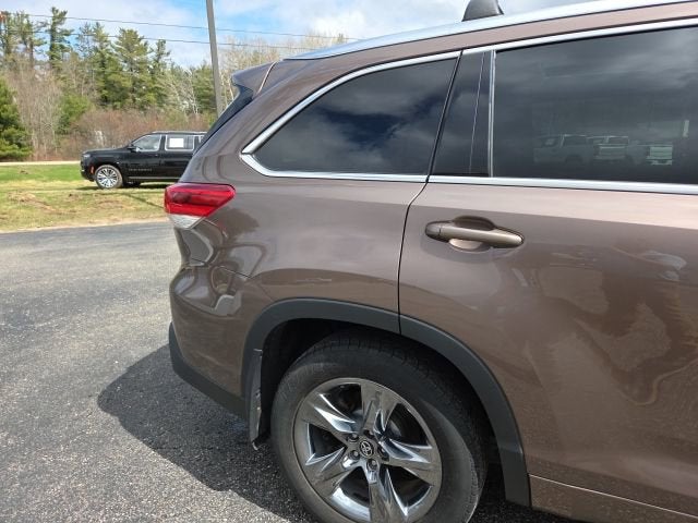 2017 Toyota Highlander Limited