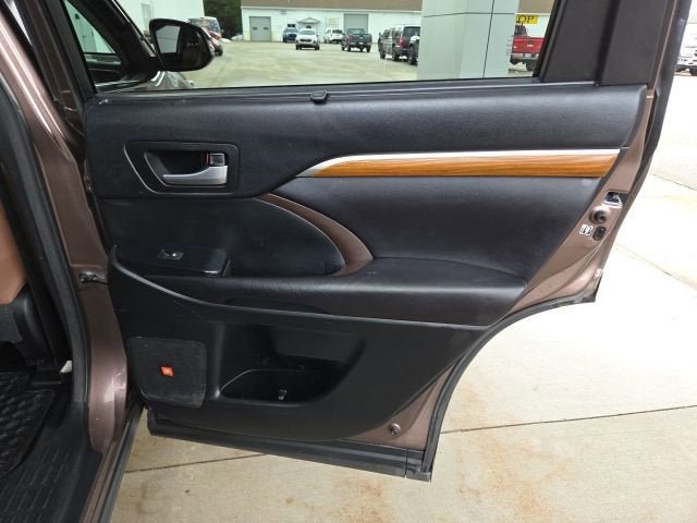 2017 Toyota Highlander Limited