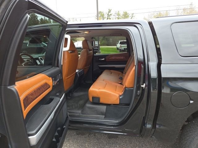 2018 Toyota Tundra 4WD SR5