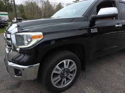 2018 Toyota Tundra 4WD SR5