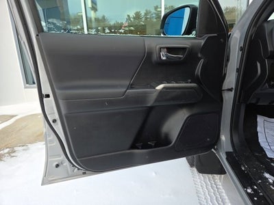 2021 Toyota Tacoma 4WD SR