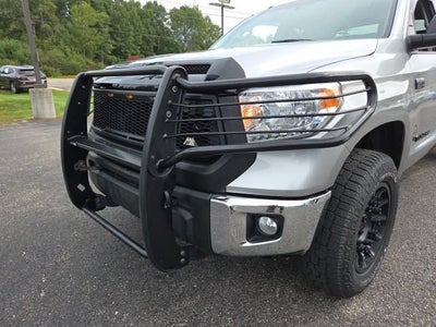 2017 Toyota Tundra SR5 5.7L V8