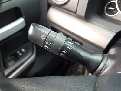 2017 Toyota Tundra SR5 5.7L V8