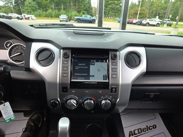 2017 Toyota Tundra SR5 5.7L V8