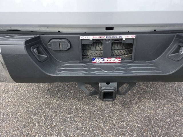 2017 Toyota Tundra SR5 5.7L V8