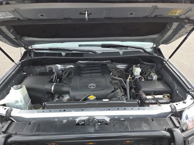 2017 Toyota Tundra SR5 5.7L V8
