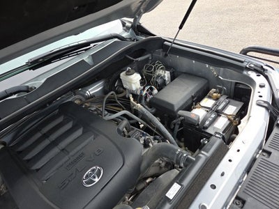 2017 Toyota Tundra SR5 5.7L V8