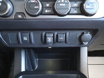 2020 Toyota Tacoma 4WD SR5